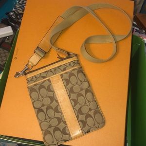 Coach. Classic crossbody. Great condition 24” drop